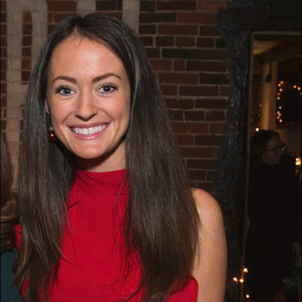 Meet your Posher, Hillary